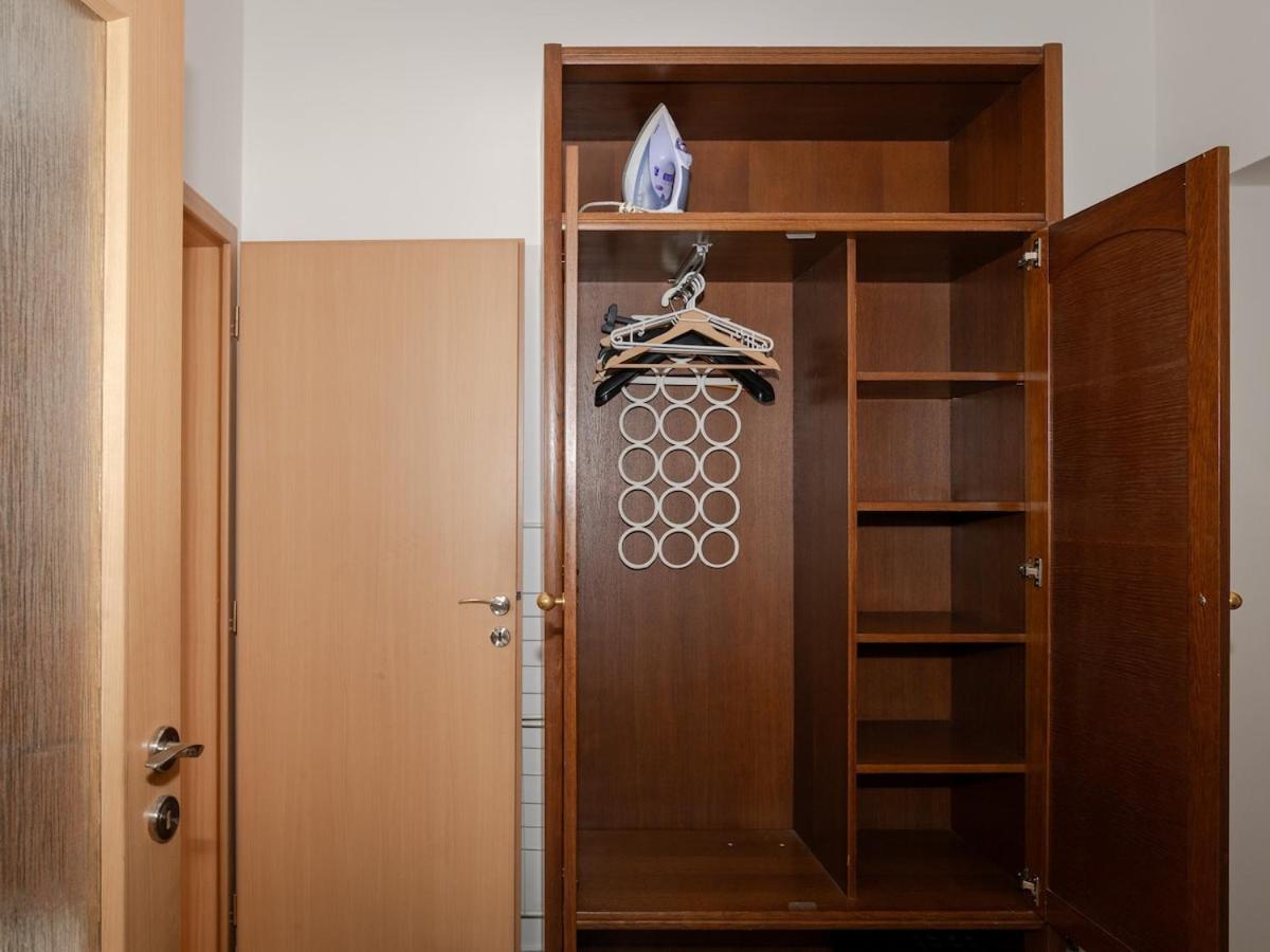 Comfortable In 8 - Liben Prag